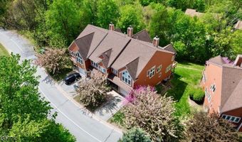 1 Wimbledon Dr 3, Alloway, NJ 07462