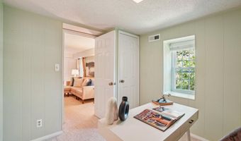 4819 28TH St S B, Arlington, VA 22206