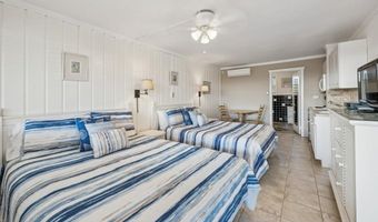 2136 Montauk Hwy 112, Amagansett, NY 11930