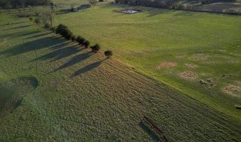 1460 14000 Rd, Altamont, KS 67330