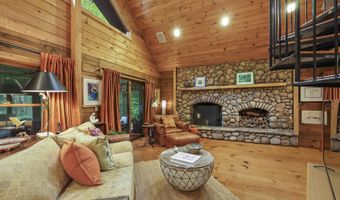 236 Surriner Rd, Becket, MA 01223