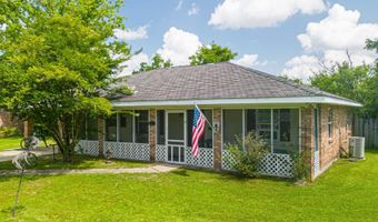 517 Victoria St, Bay St. Louis, MS 39520