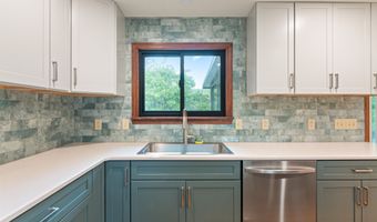 15 Spring Hollow Ln, Barre, VT 05641