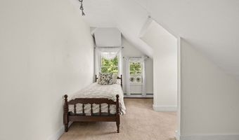 232 County Rd, Bourne, MA 02532