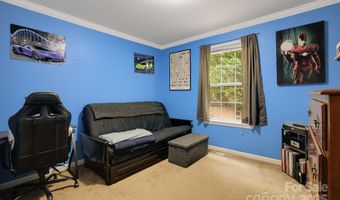14 Phoenix Cir, Alexander, NC 28701