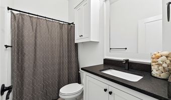 1902 SW Edinburgh Ave, Bentonville, AR 72713