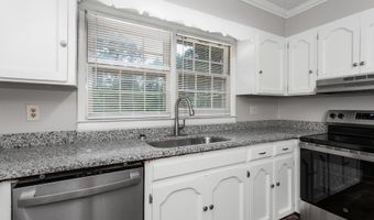 53 PETTUS Dr, Anniston, AL 36203