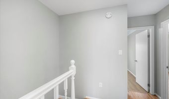 10276 ARIZONA Cir 61, Bethesda, MD 20817