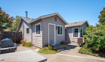 1820 Orchard St, Santa Rosa, CA 95404