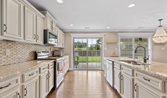 1017 Brighton Dr, Alcoa, TN 37701