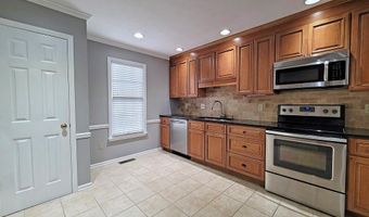 817 Barclay Dr, Abingdon, VA 24210