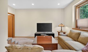 2850 N 500th Ave, Ames, IA 50014