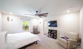 420 Meadowbend Cir, Athens, GA 30606