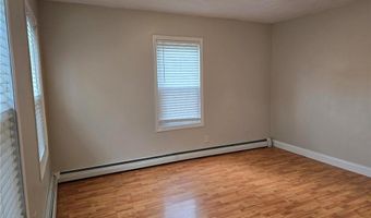 4 Union St, Coventry, RI 02816