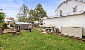 210 N BEACH Ave, Beach Haven, NJ 08008