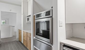 999 High St, Bath, ME 04530