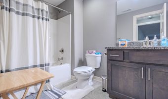 1105 Hunter Ct, Adel, IA 50003