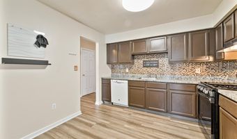 4 DEERFIELD Ct, Bordentown, NJ 08505