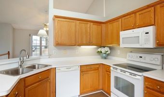 8440 River Bluff Pl, Ball Ground, GA 30107