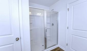 6042 Willutuck Dr, Boiling Springs, SC 29316