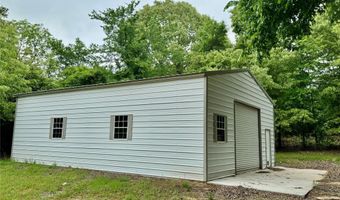 21179 STANDRIDGE E, Atoka, OK 72525