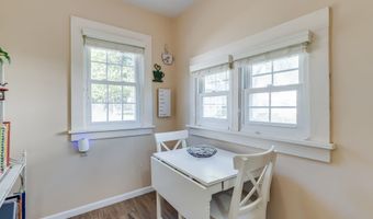 118 E Broadway Ave, Augusta, KS 67010