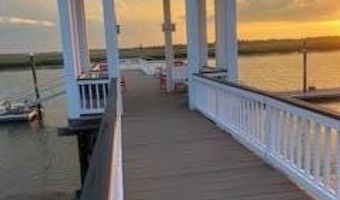 25 Newpoint Rd, Beaufort, SC 29907