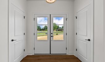 9041 Stonewall Rd, Appomattox, VA 24522