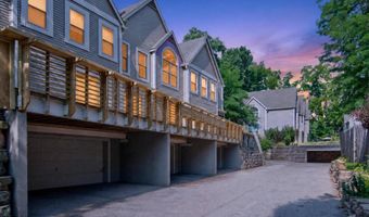 623 N 5th Ave, Ann Arbor, MI 48104
