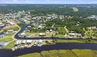 825 Larkspur Ln, Bay St. Louis, MS 39520