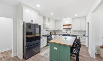 410 Miracle Ct, Andrews, SC 29510