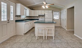 980 Redwood Dr, Asheboro, NC 27205