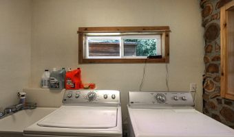 812 Pine Cove Rd, Bayview, ID 83803