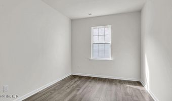 719 Lazy Elm Ln, Aberdeen, NC 28315