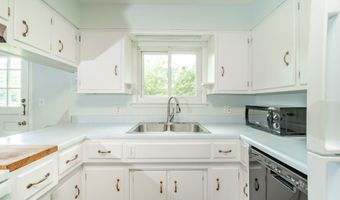 2217 Melody Ln, Anderson, IN 46012