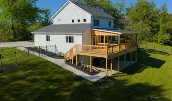 8047 Lavelle Rd, Athens, OH 45701