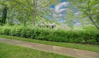 639 Wood Fern Dr, Ballwin, MO 63021