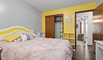 2325 Countryaire Estates Dr, Aberdeen, SD 57401