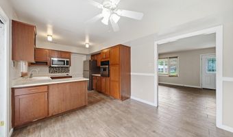 12410 ROCKLEDGE Dr, Bowie, MD 20715