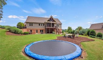 5340 Retreat Dr, Flowery Branch, GA 30542