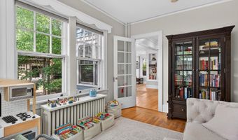 571 Providence St, Albany, NY 12208