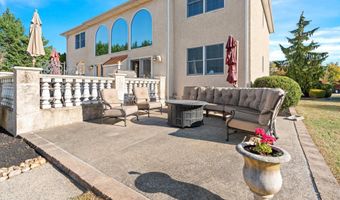 222 SILVER BIRCH Ln, Bear, DE 19701