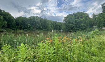 6598 Jeff Ln, Athens, OH 45701