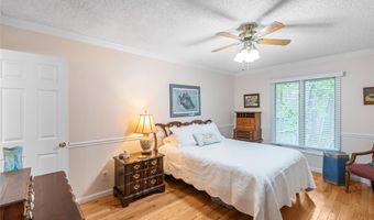 1529 Autumn Leaf Dr, Ballwin, MO 63021
