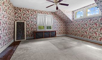 390 E College St, Alliance, OH 44601
