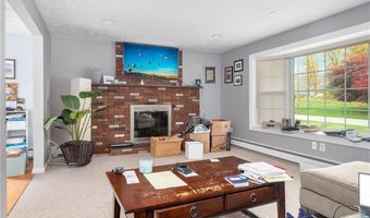 11 Secluded Ct, Cumberland, RI 02864