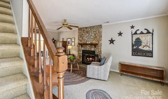 2 Westminster Dr, Asheville, NC 28804