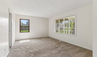 7515 Natchez Ct, Indianapolis, IN 46217
