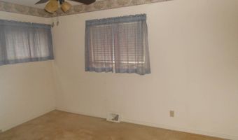 311 W Sycamore St, Abbotsford, WI 54405