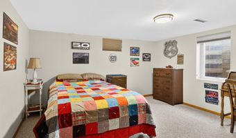 2038 12th St, Belle Fourche, SD 57717